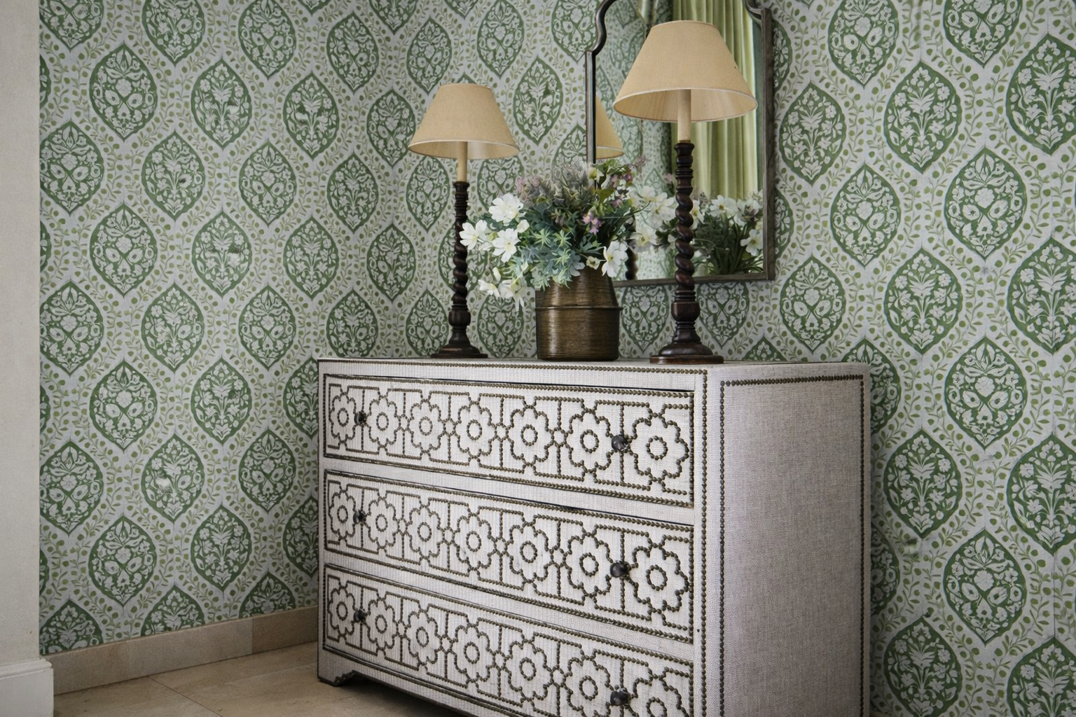 Elegant interior with chest of drawers