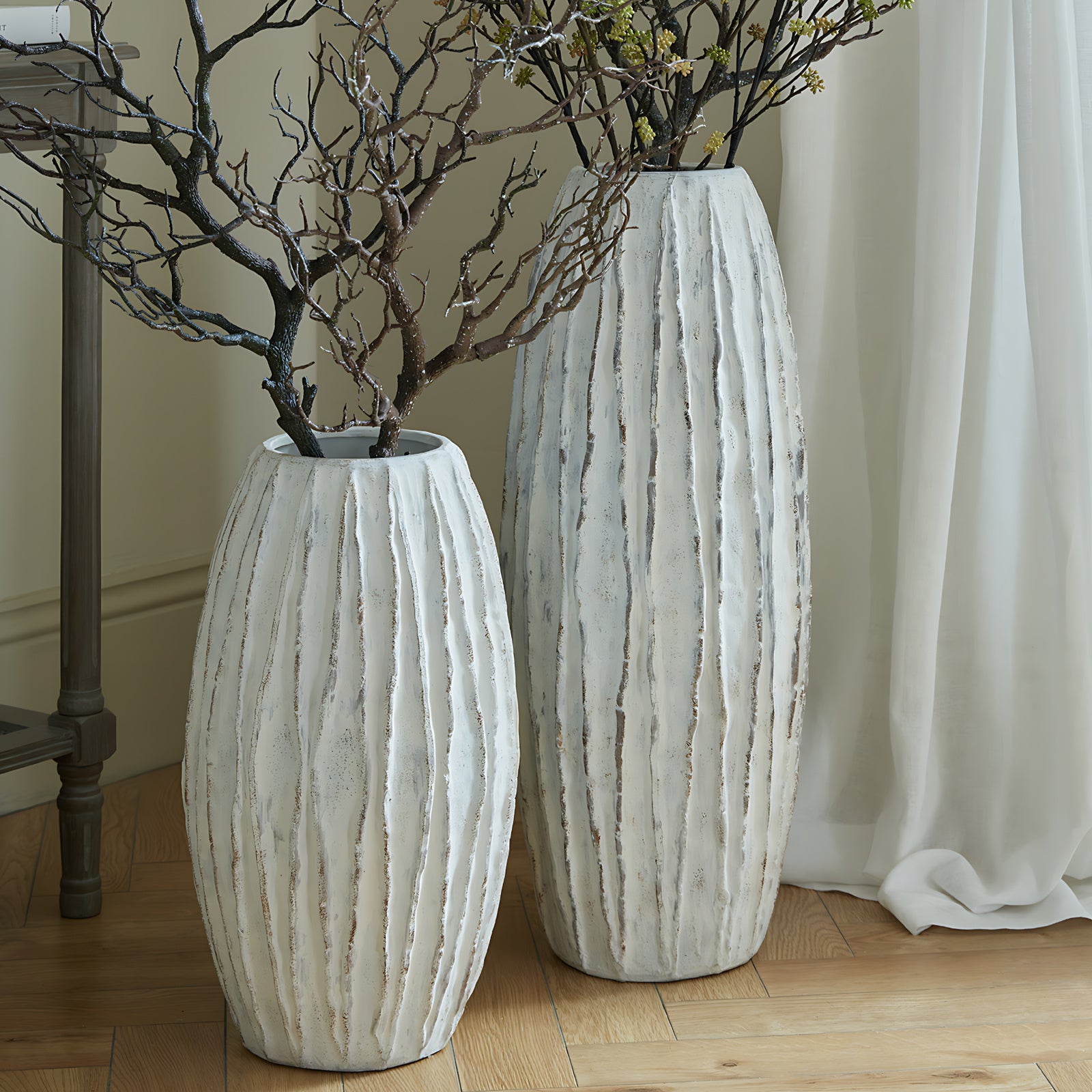 Hedgehope Tall Finned Vase