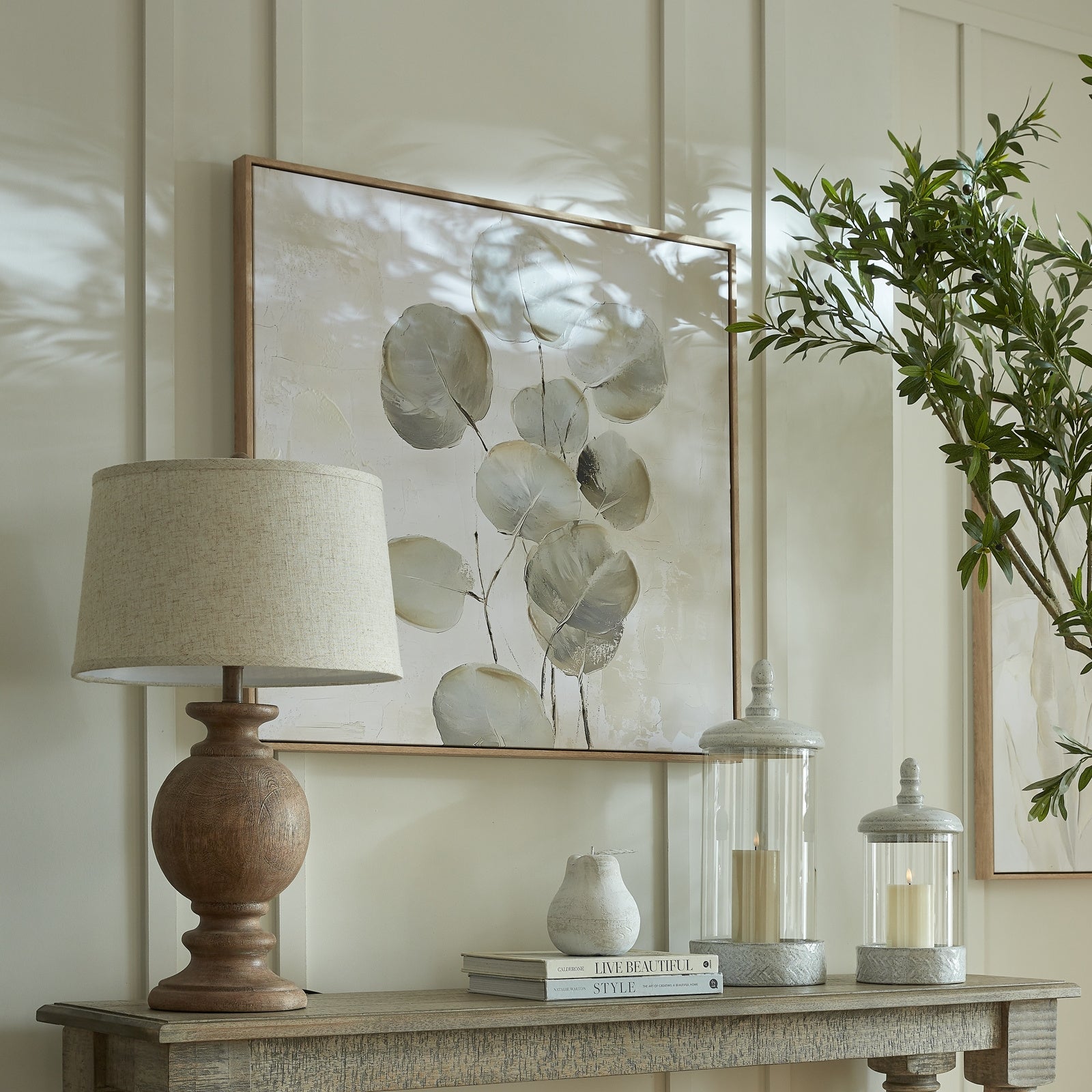 Dunstan Edged Linen Table Lamp