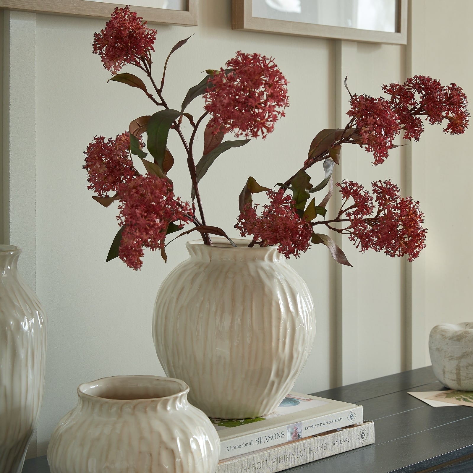 Aln Round Ceramic Vase