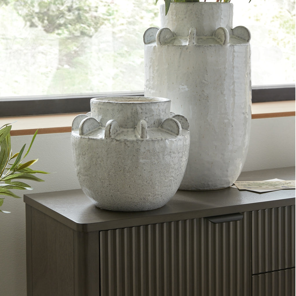 Chatton Medium Ceramic Vase