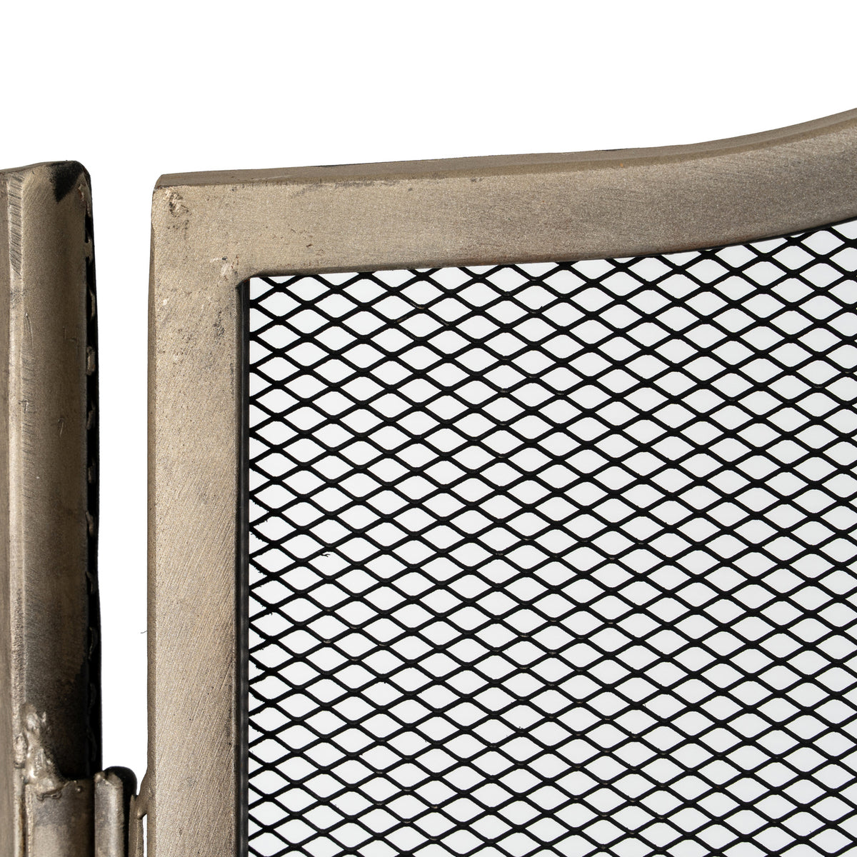 Howtel Antiqued Silver Fire Screen