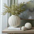 Longframlington Globe Vase