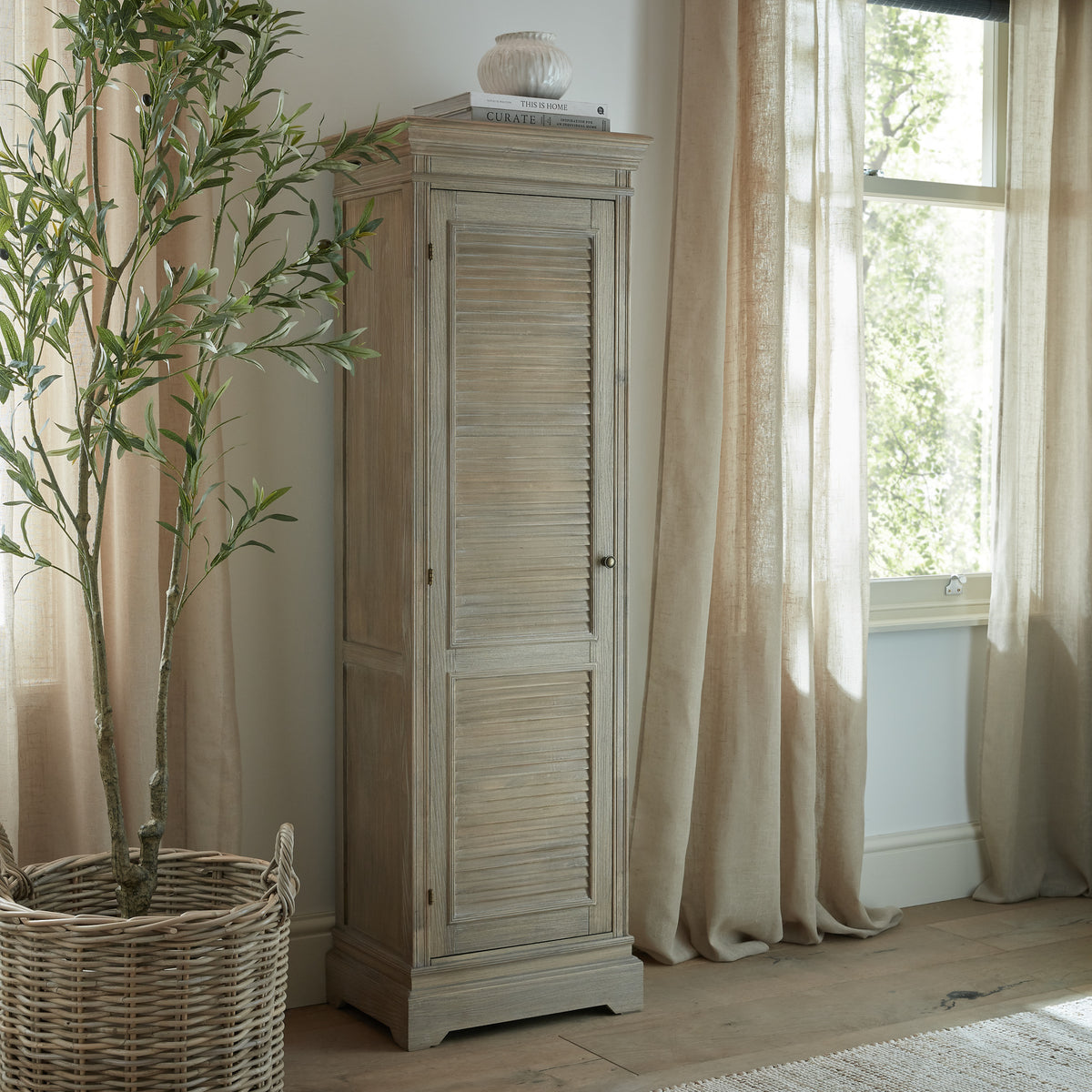 Bilton 1 Door Tall Cabinet