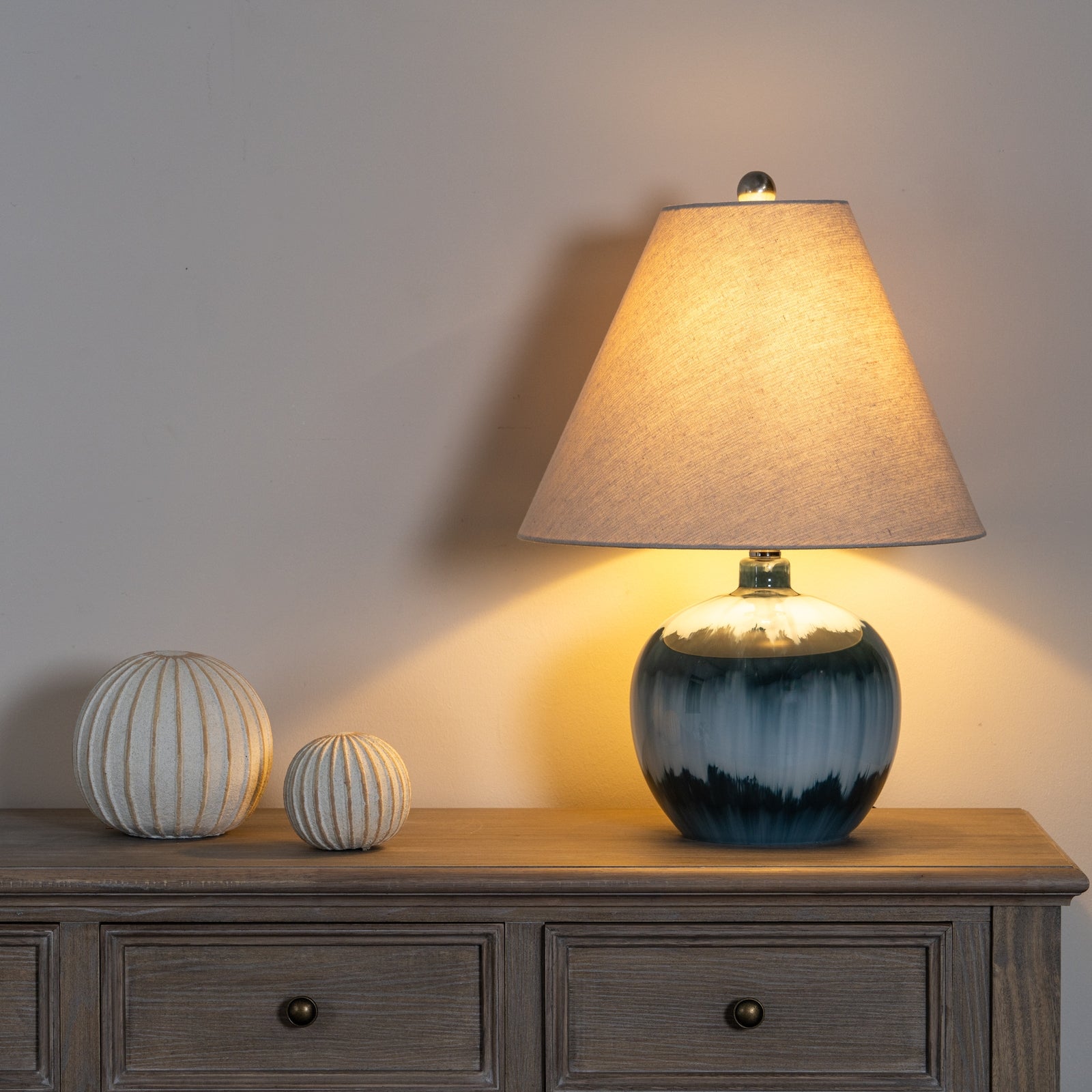 Barrasford Squat Glass Table Lamp