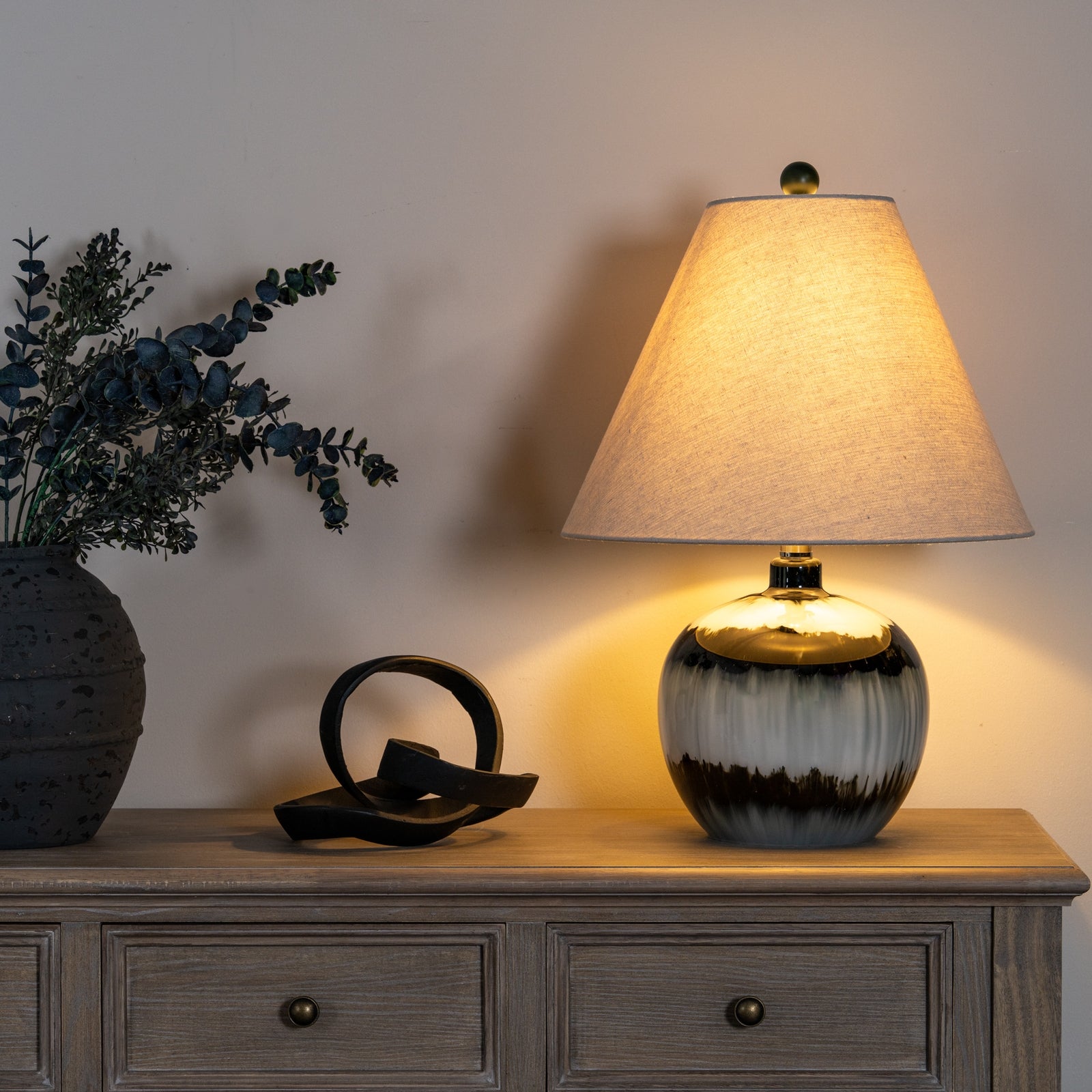 Humshaugh Squat Glass Table Lamp