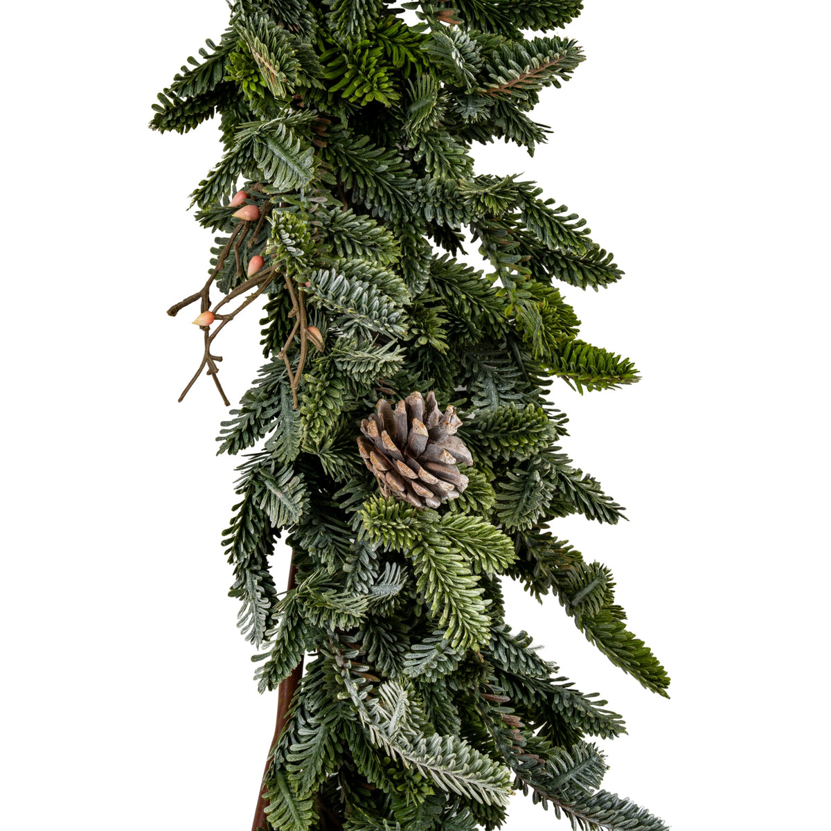 Lanehead Pine Garland with Pinecones